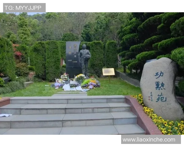 镜头回顾：勇士这一幕令人泪目